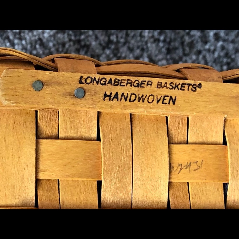 1999 Mini Longaberger Two Pie Basket - Picture 4 of 9